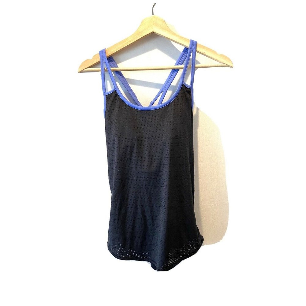 ATHLETA Tank Athletic Top With Bra